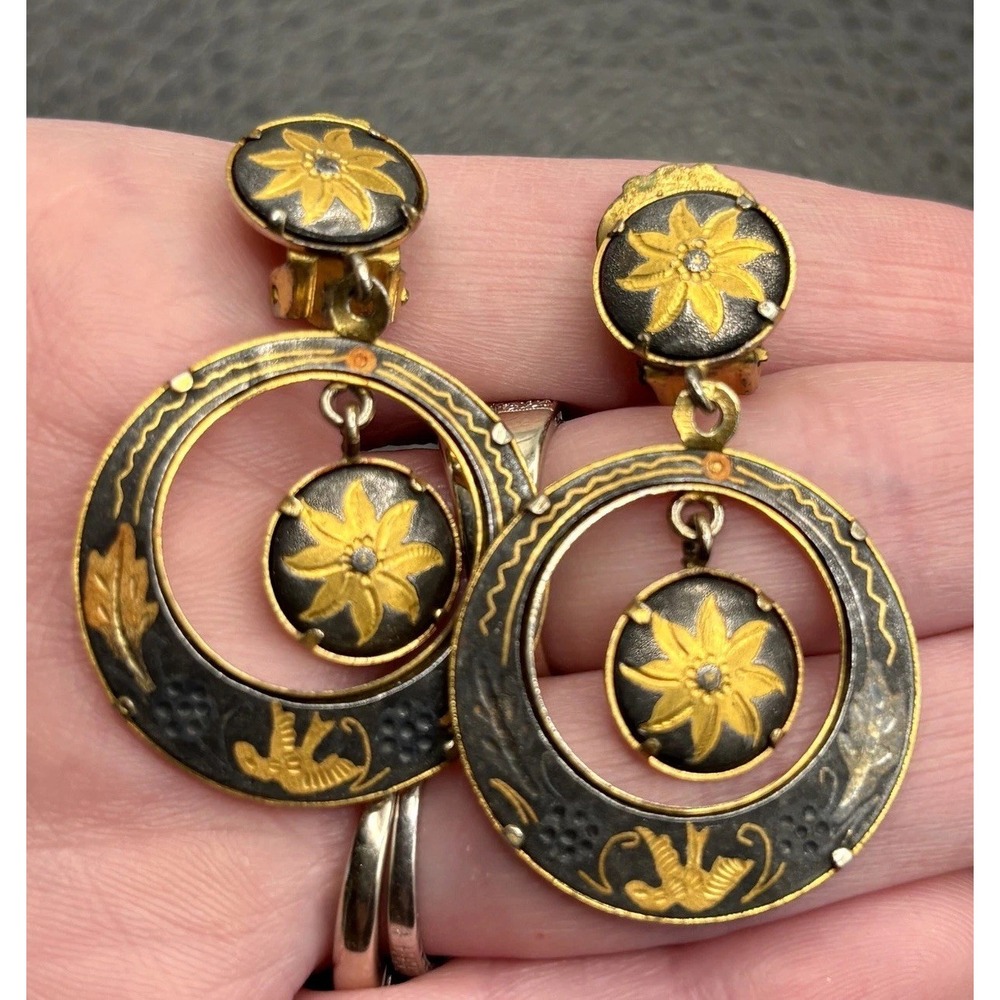 Vintage Damascene Black Enamel Flower Dangle Hoop Earrings Gold Tone